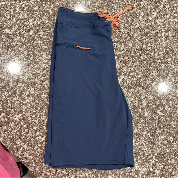 Patagonia shorts - Picture 2 of 6